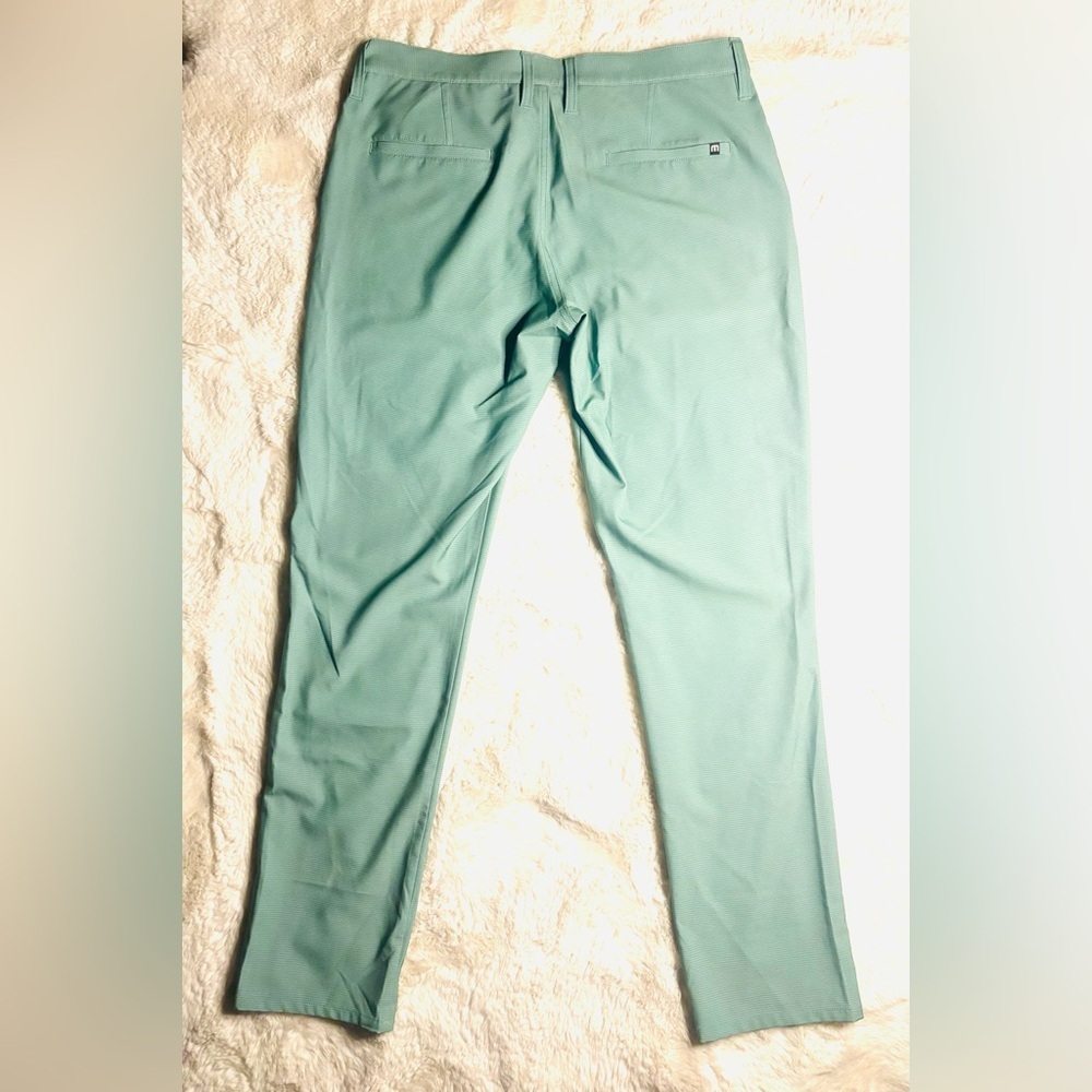 Travis Mathew Wanderlust Golf Pants in Balsam Green Size: 34 - Picture 2 of 7
